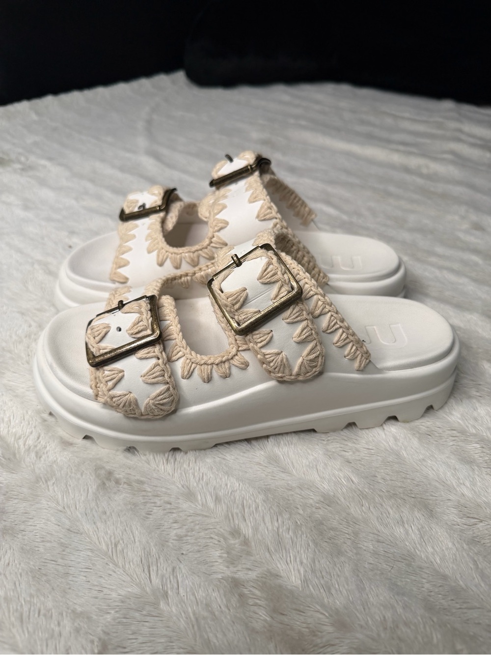 White Embroidered Buckle Slide Sandals - Women's